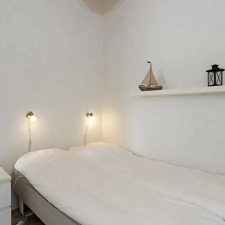 8 Person In Hals-by Traum Vakantiehuis Hals